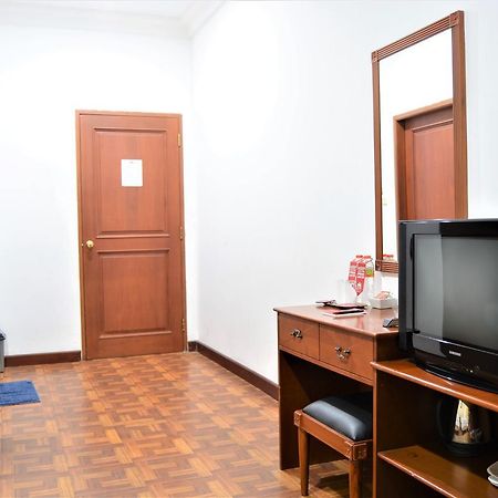 Zen Rooms Basic Cipanas Km.78 Bagian luar foto