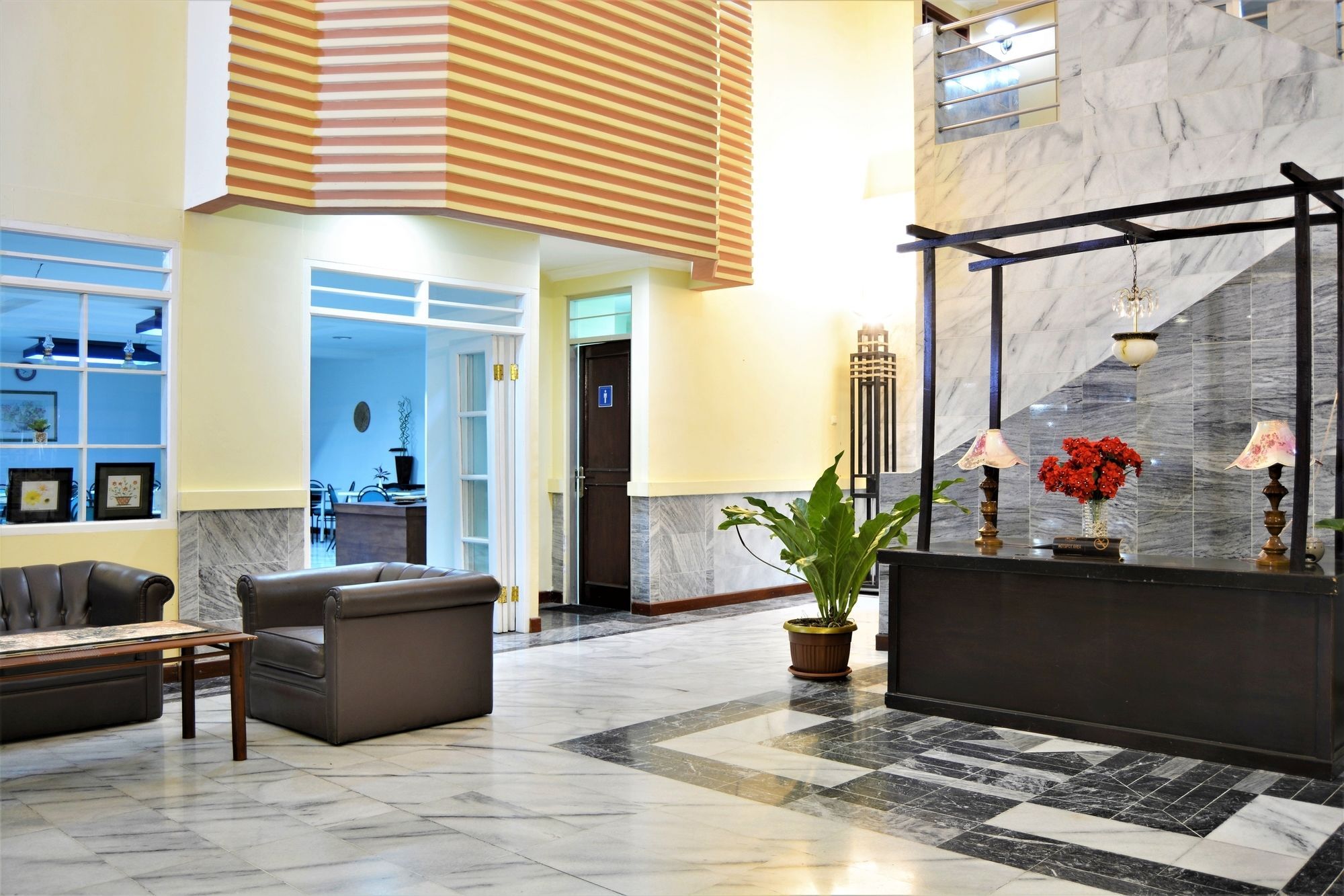 Zen Rooms Basic Cipanas Km.78 Bagian luar foto