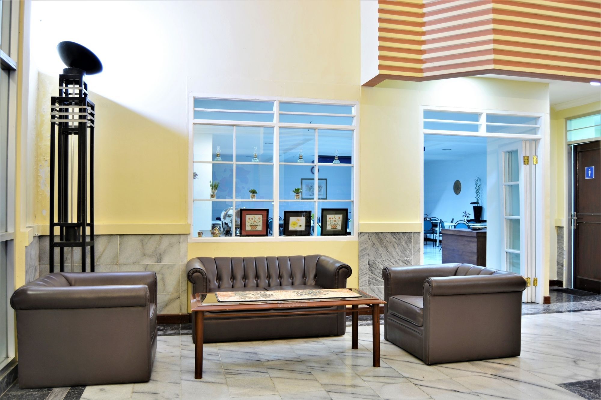 Zen Rooms Basic Cipanas Km.78 Bagian luar foto